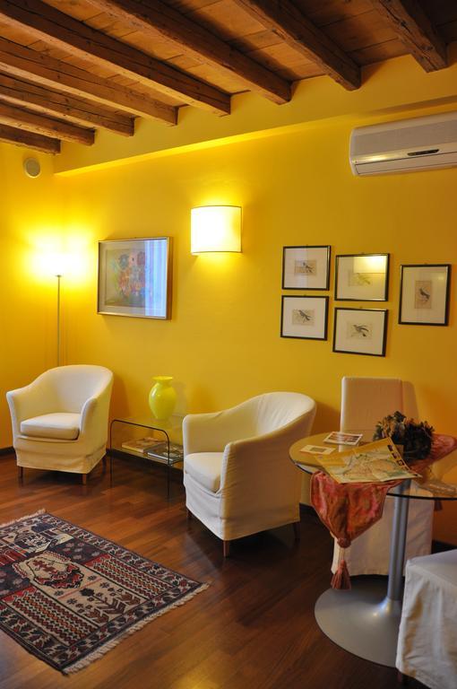 Piazza Nova Guest House Ferrara Pokój zdjęcie