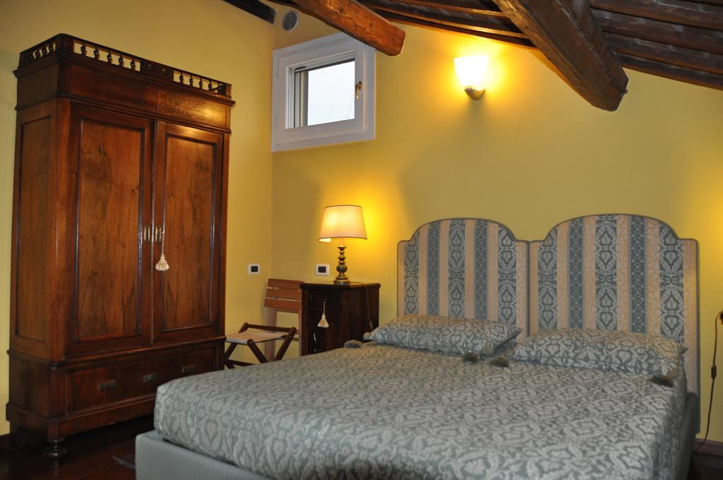 Piazza Nova Guest House Ferrara Pokój zdjęcie