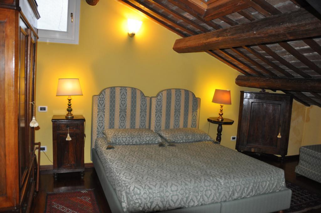 Piazza Nova Guest House Ferrara Pokój zdjęcie