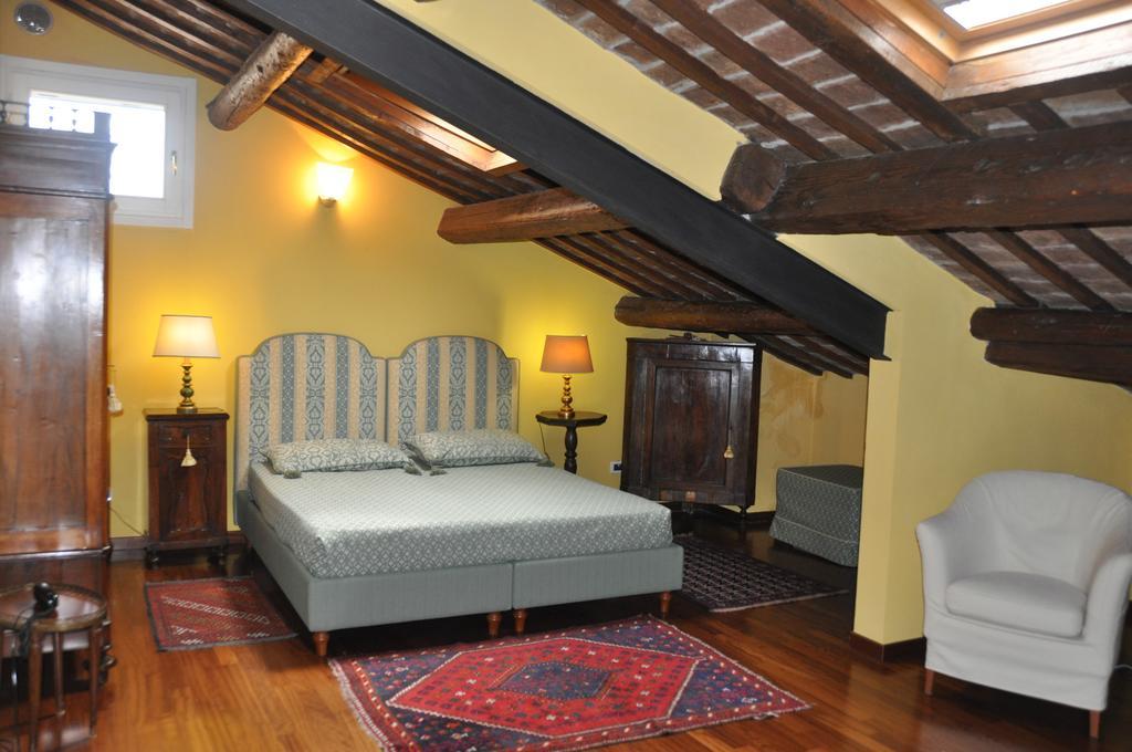 Piazza Nova Guest House Ferrara Pokój zdjęcie