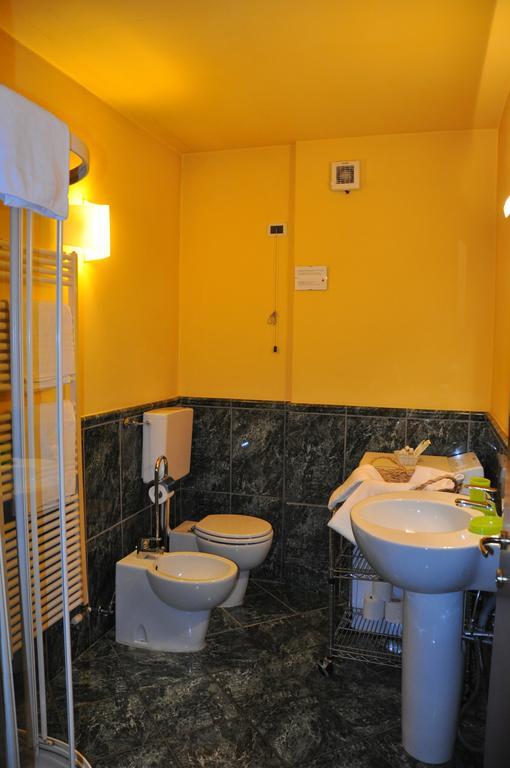 Piazza Nova Guest House Ferrara Pokój zdjęcie
